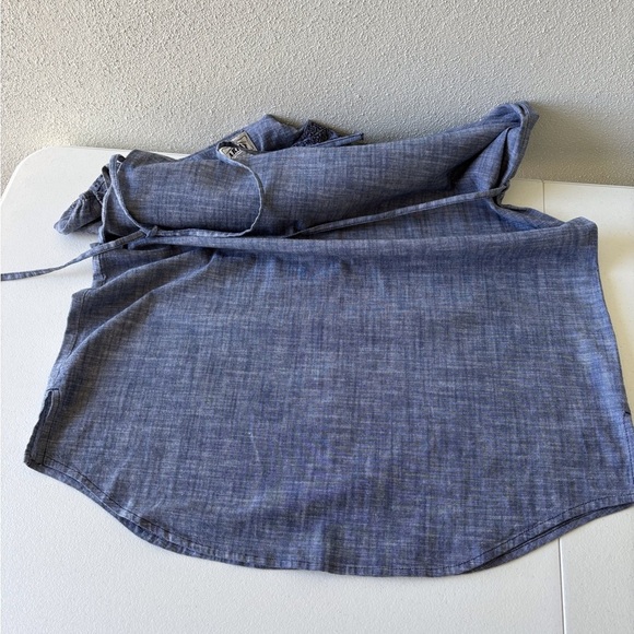 Ariat Katie Chambray Dress Size M Tie Belt
Western Cowboy Denim Embroidered - Picture 11 of 15